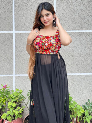 Kanak Mishra In Black Color Soft Georgette Navratri Kurti
