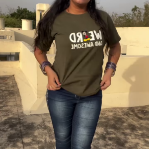 Casual Graphic T-Shirt with Distressed Denim