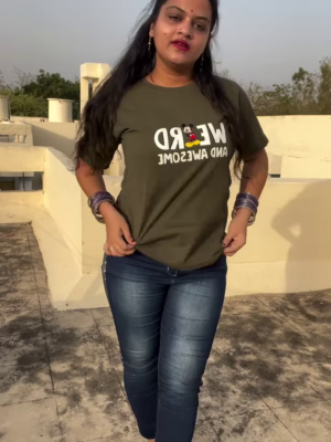 Casual Graphic T-Shirt with Distressed Denim